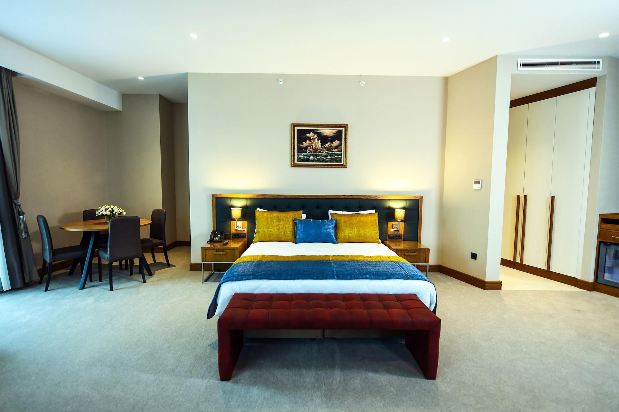 Cher & Taksim Hotel