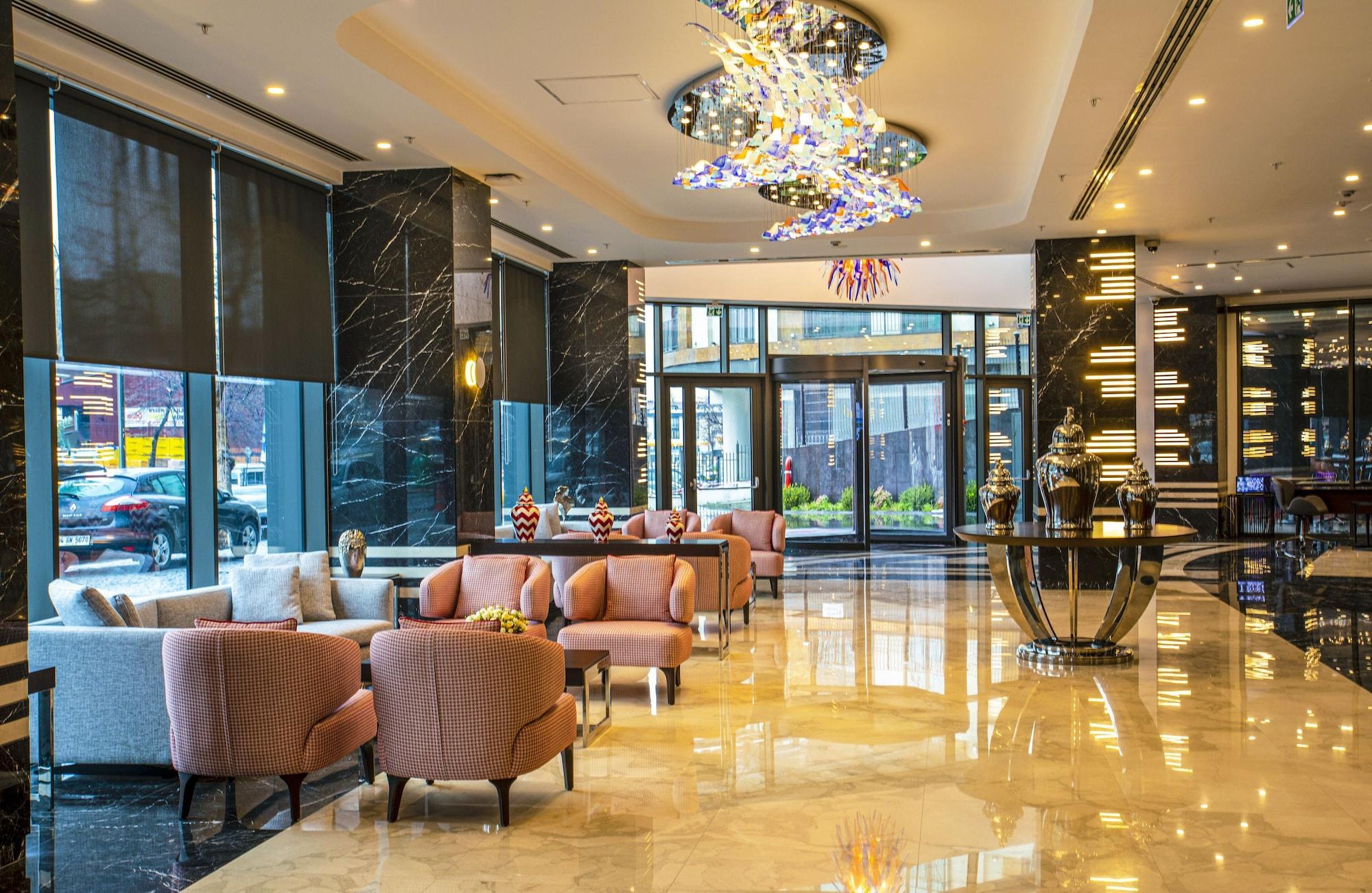 Hotel Cher & Taksim 5*