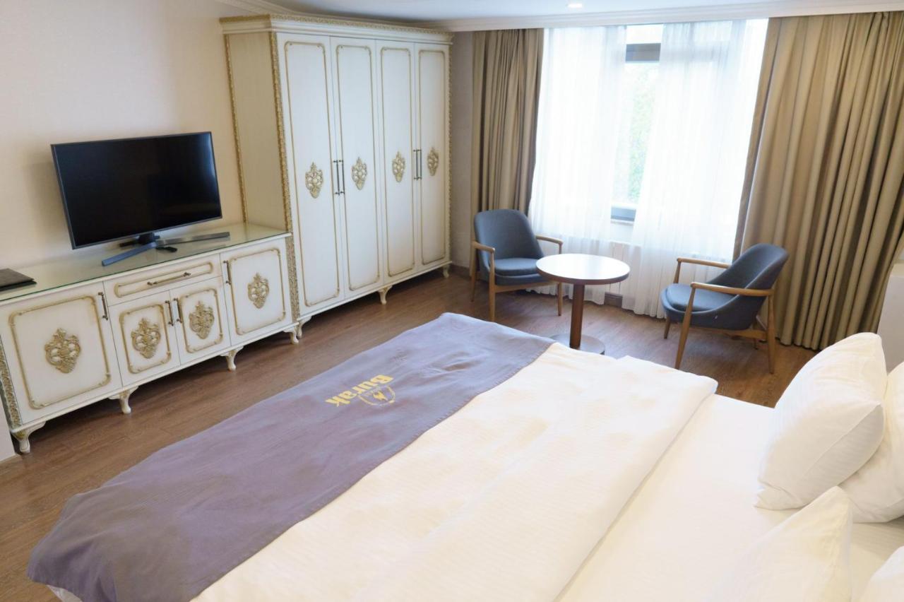 Almadina Hotel