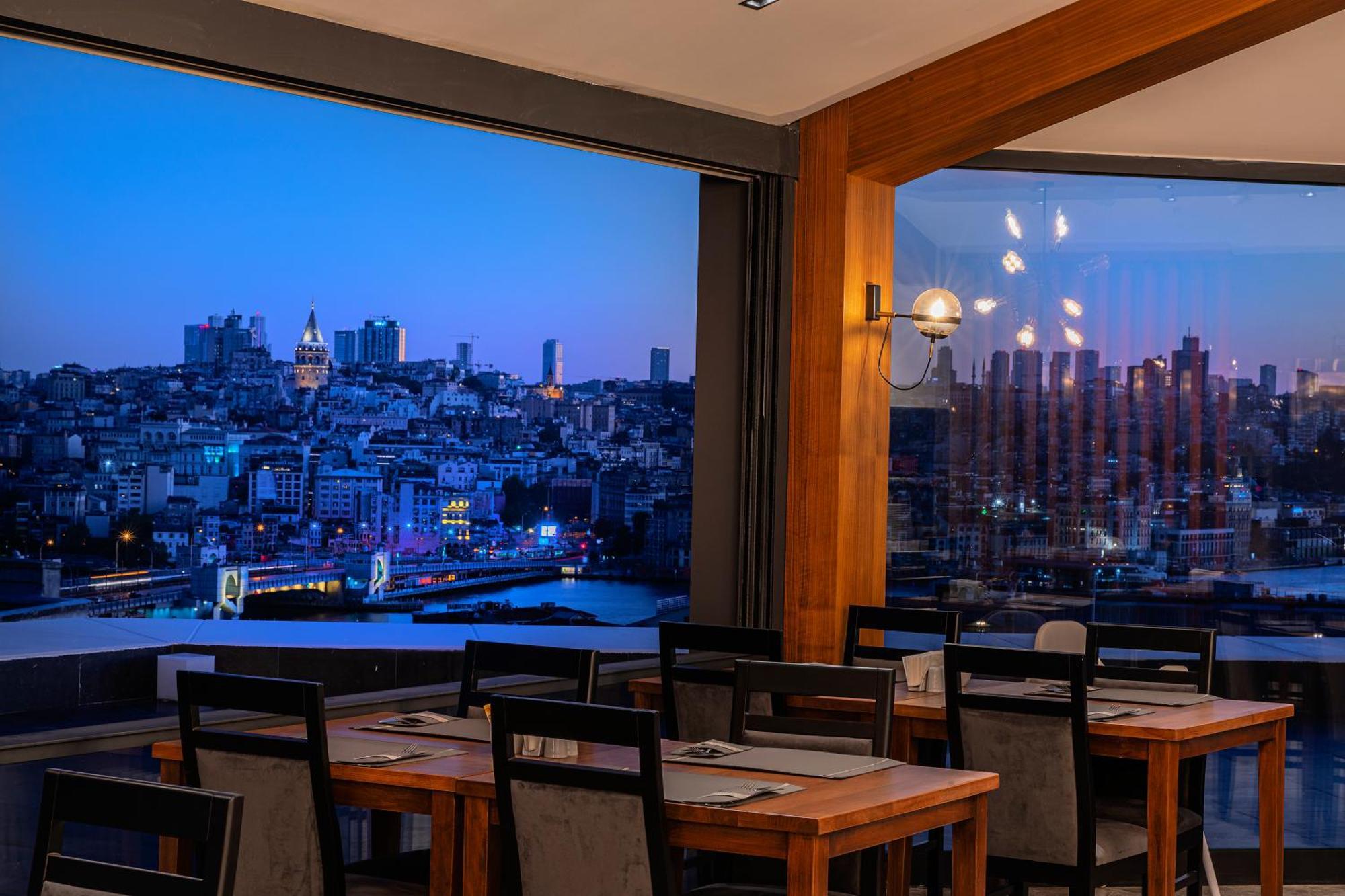 Demiray Otel