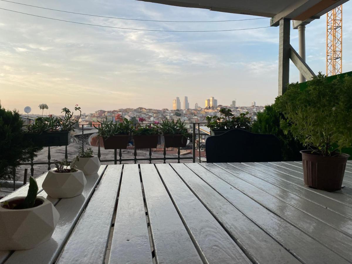 Moon Taksim Bed & Breakfast
