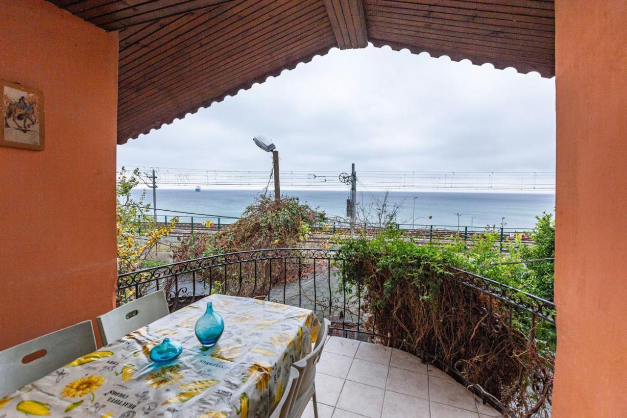 Apartment Amazing Flat With Sea View In Bakirkoy