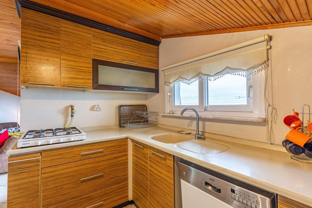 Amazing Flat With Sea View In Bakirkoy Istanbul