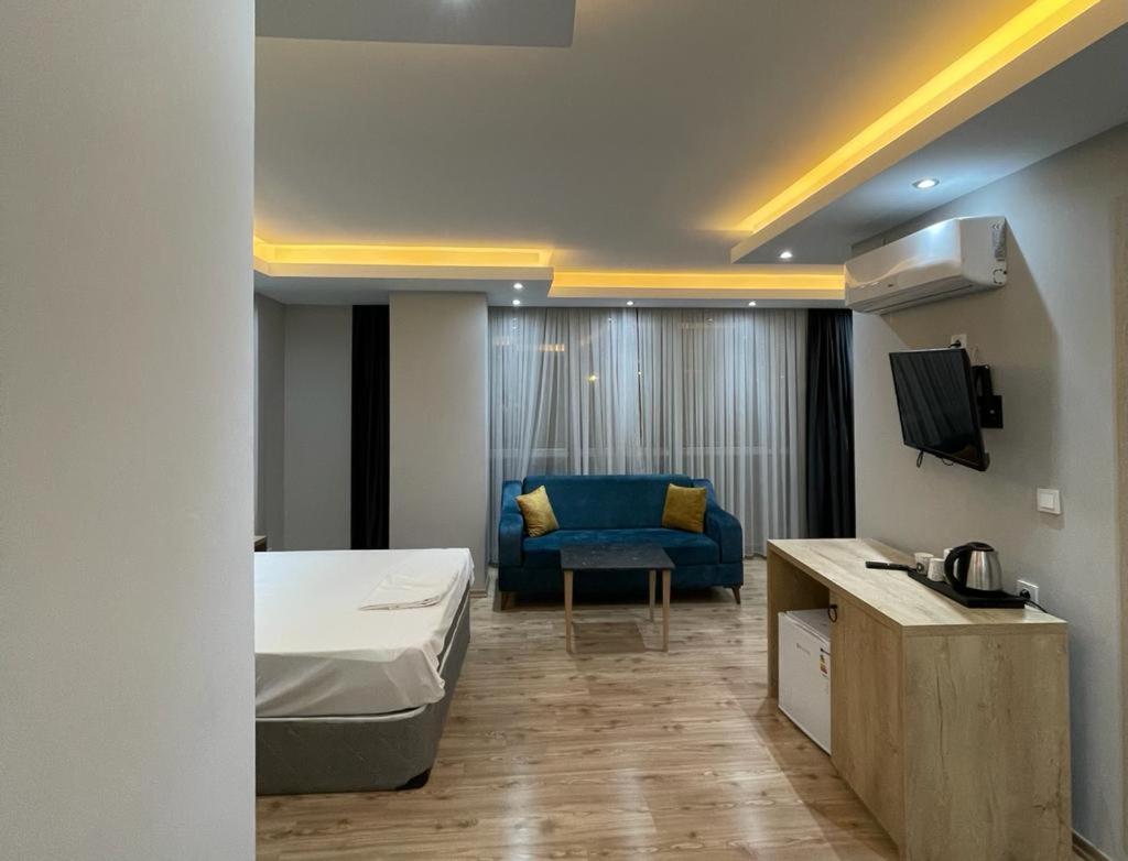 Hotel Asem Palace
