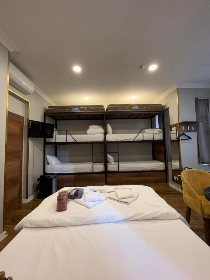 Moonlight Hotel