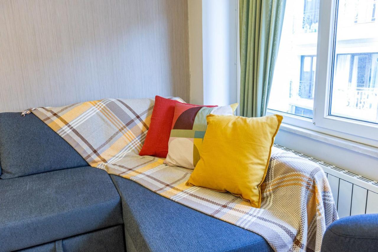 Central And Stylish Flat In The Heart Of Beyoglu Apartment