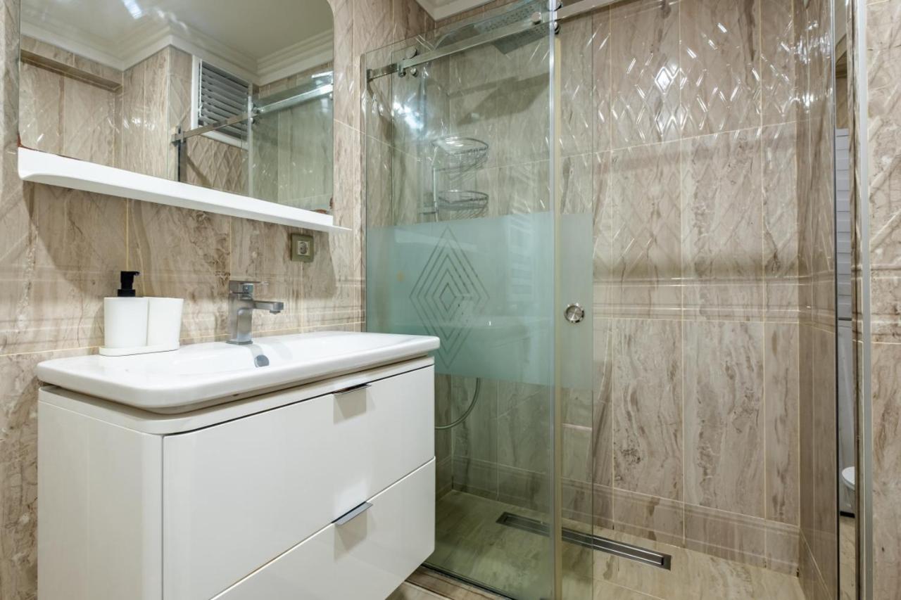 Exquisite Flat With Central Location In Nisantasi Apartment