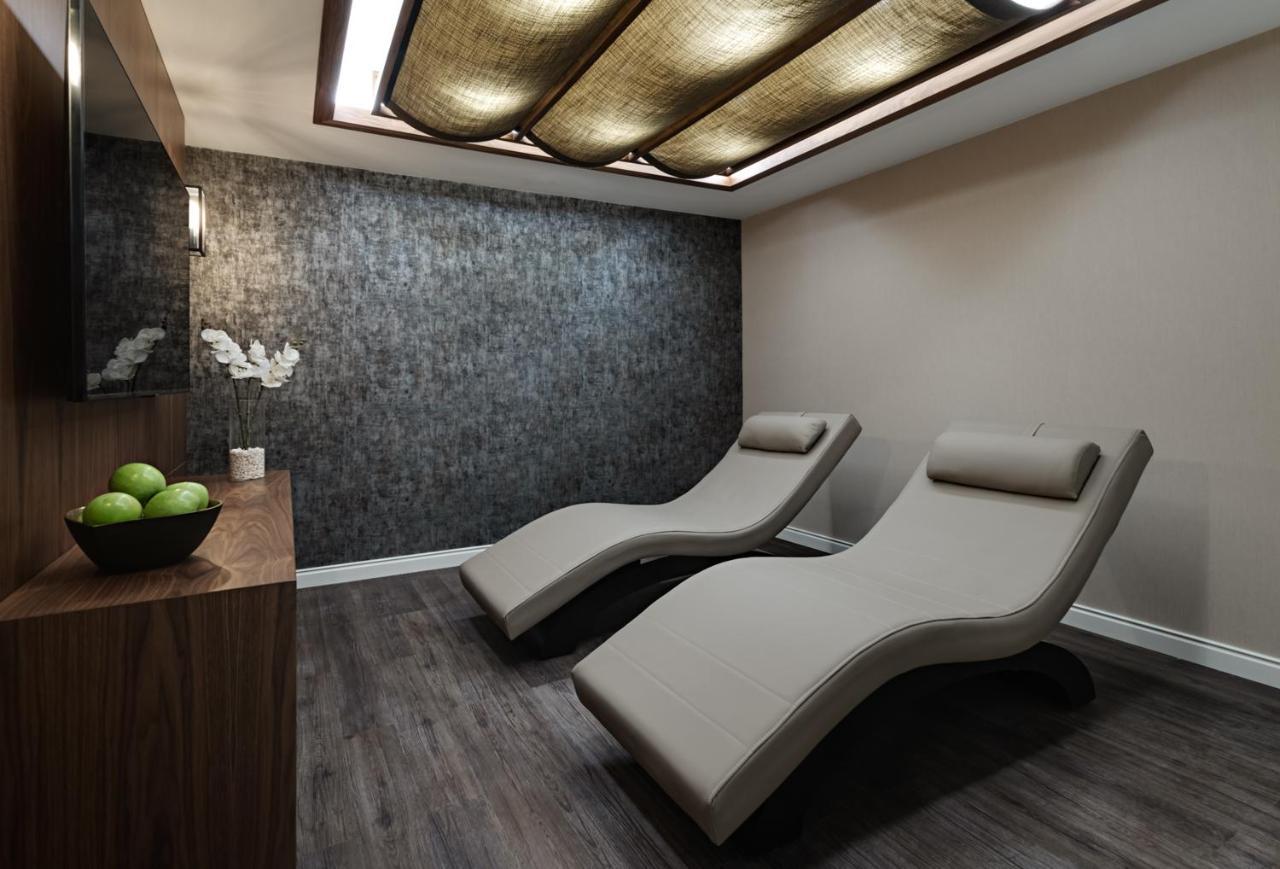 Hotel Gleam Collection 5*