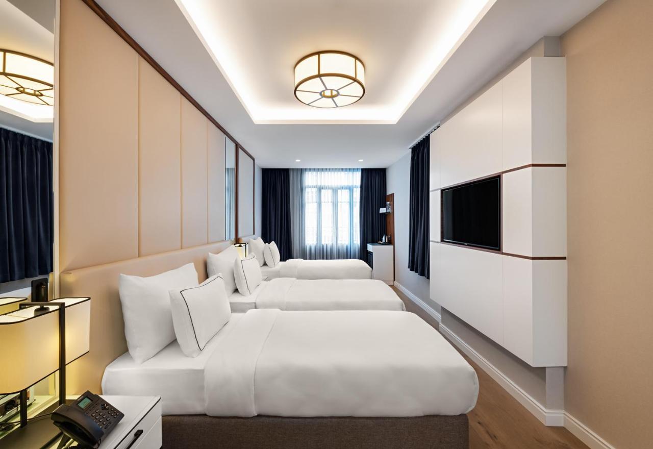 Hotel Gleam Collection