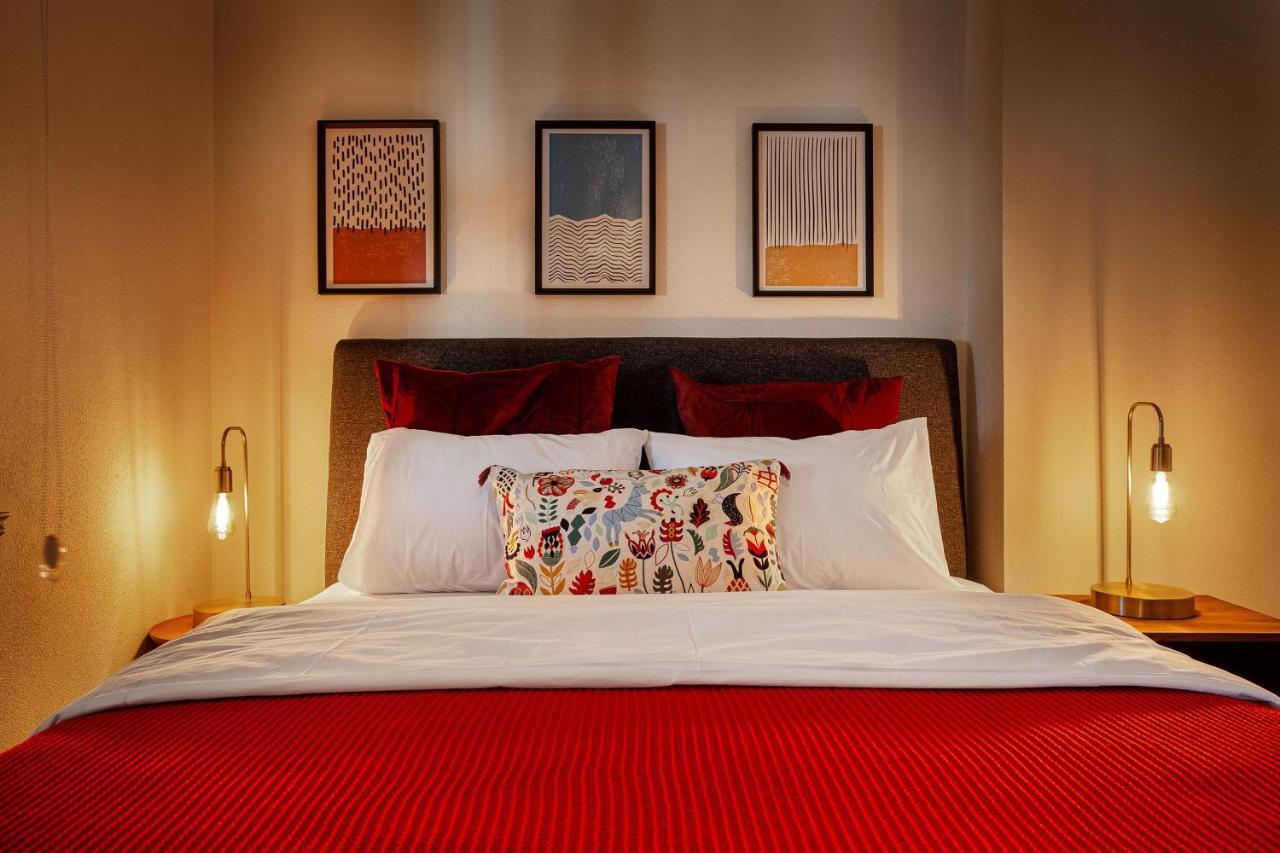 Lola Flats By Oval Aparthotel *