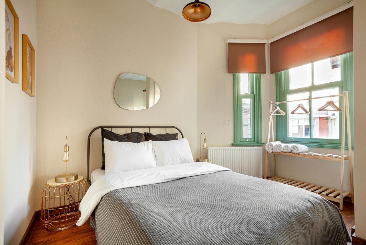 Lola Flats By Oval Aparthotel