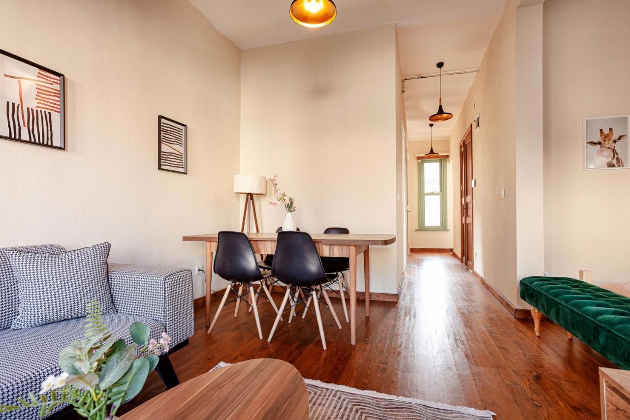 Lola Flats By Oval Aparthotel