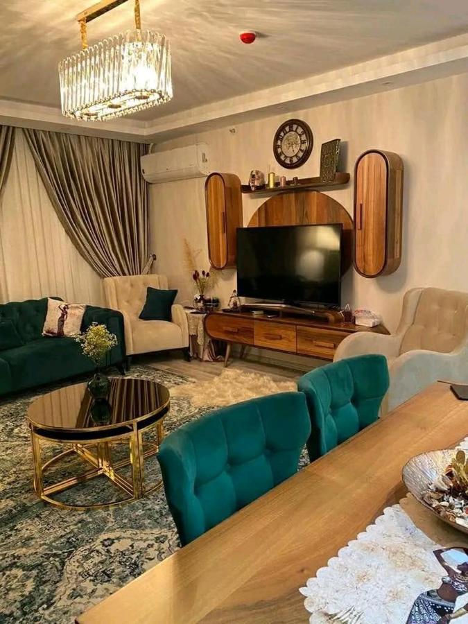 Steven Orion Park Apartment *
