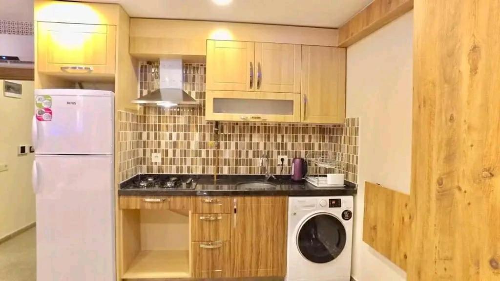 Steven Orion Park Apartment *