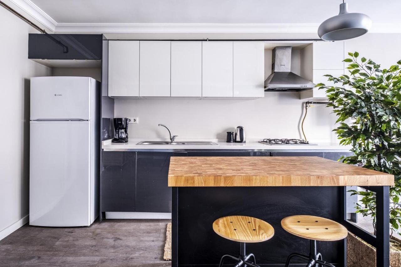Flat With Sleek Interior In Sisli Istanbul