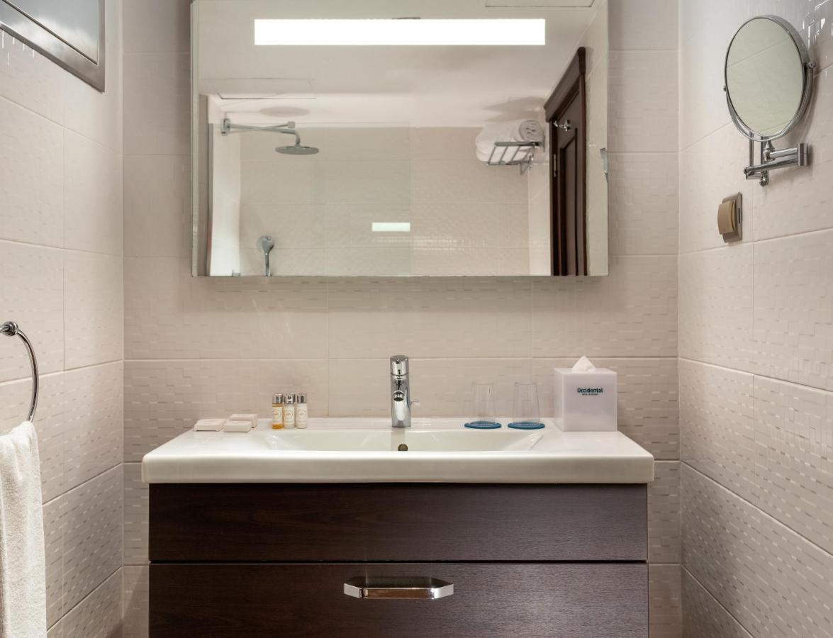Occidental Taksim Hotel 4*