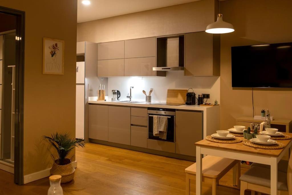 Daire Skyland Luxury Tower 1+1 With Terrace İstanbul