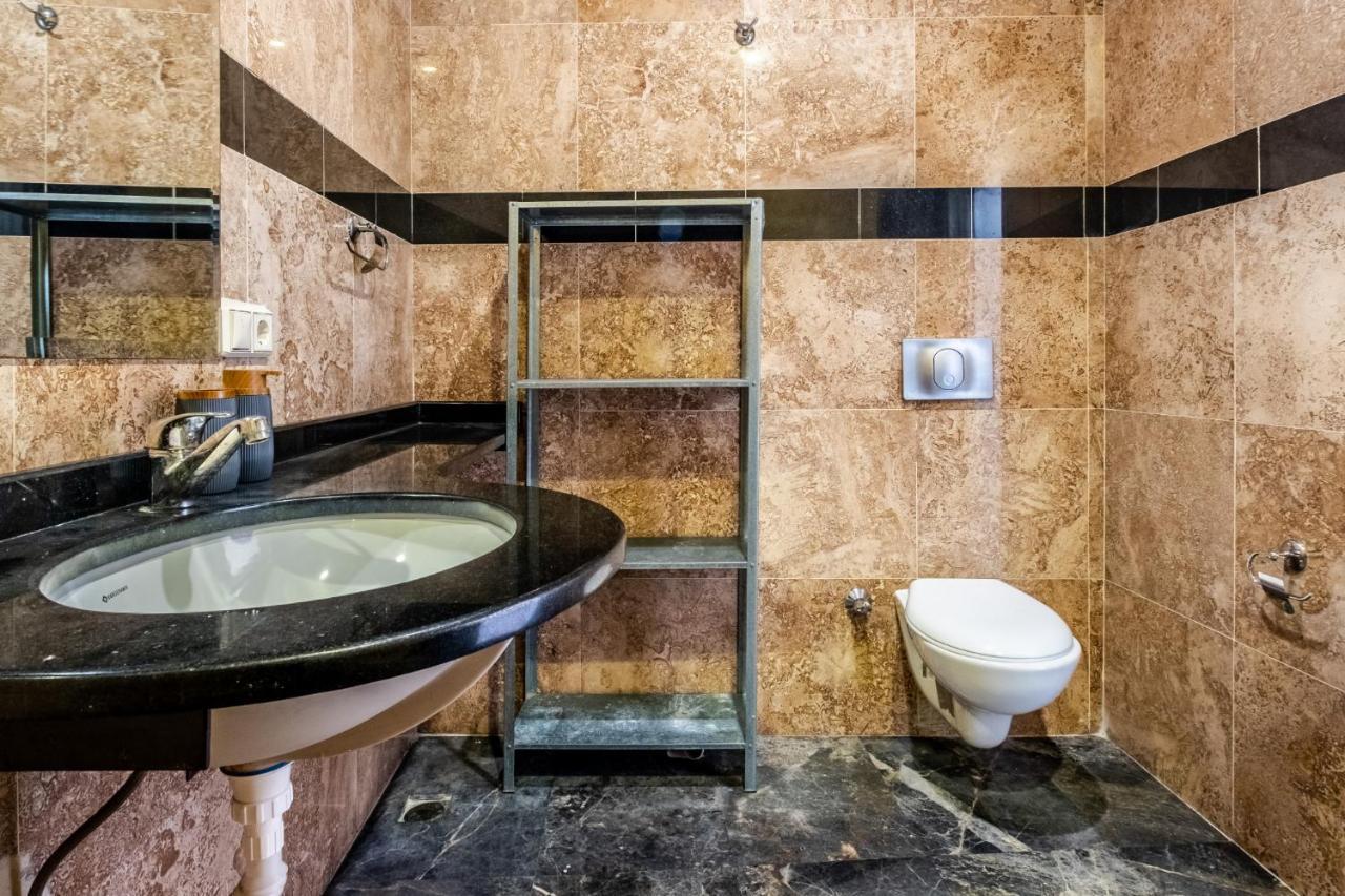 Unique Flat With Excellent Location In Beyoglu Apartment