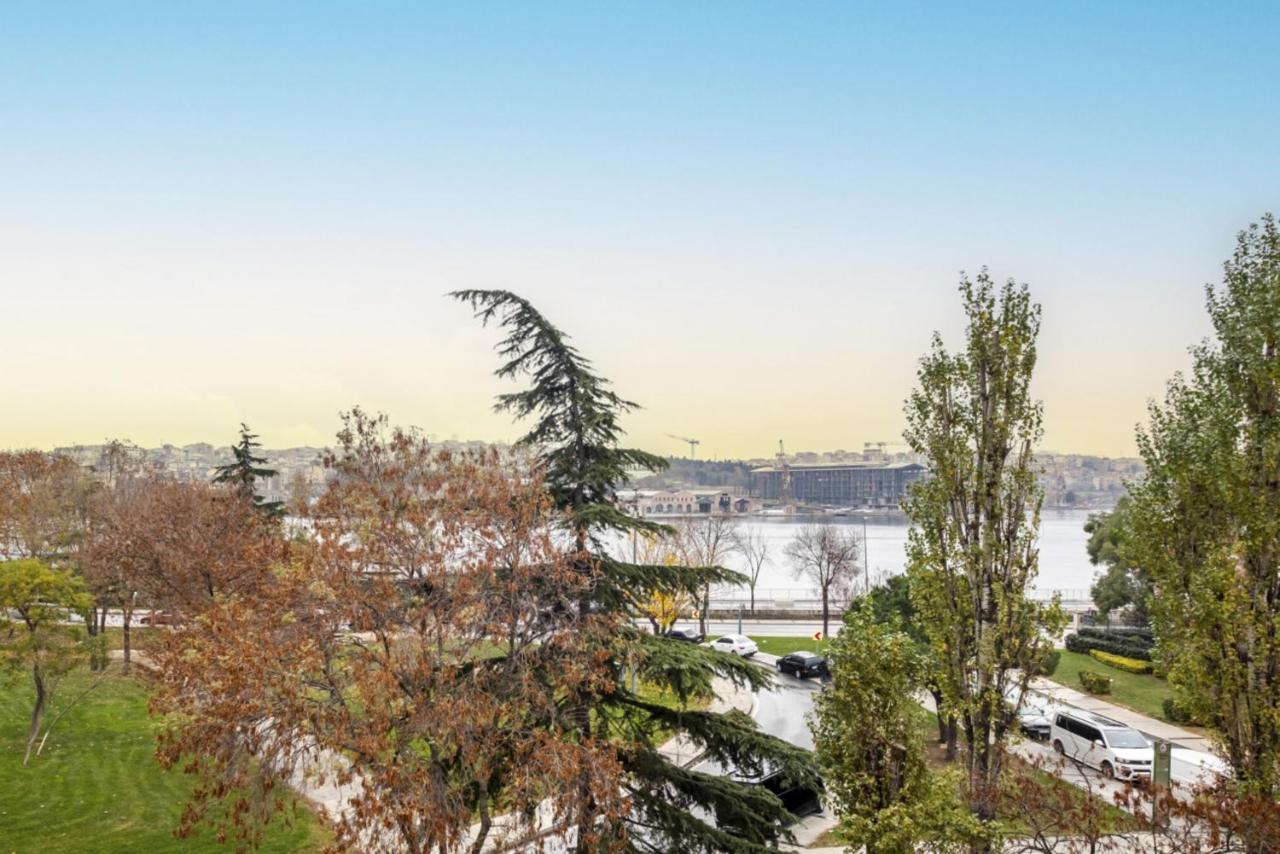 Pleasant * Istanbul