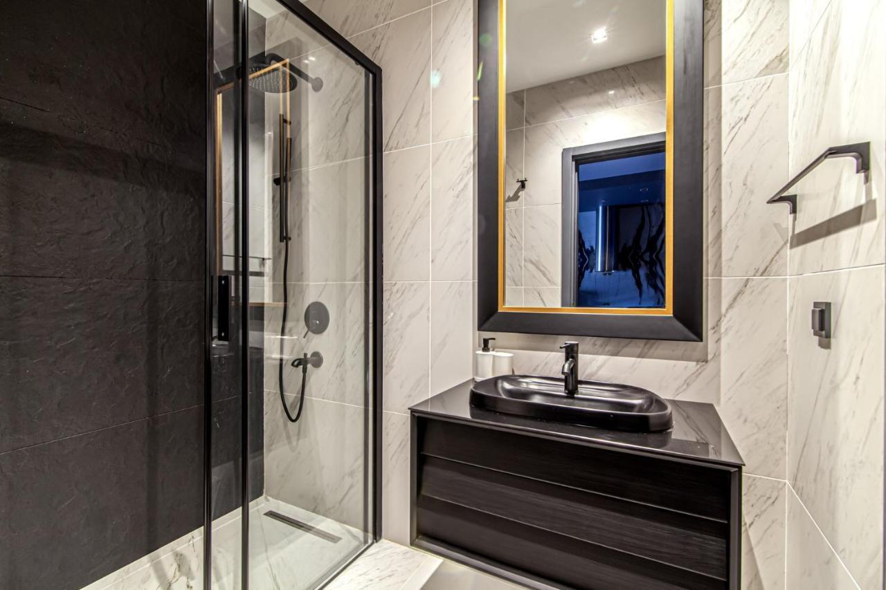 Modern In Beyoglu With Balcony Apartment