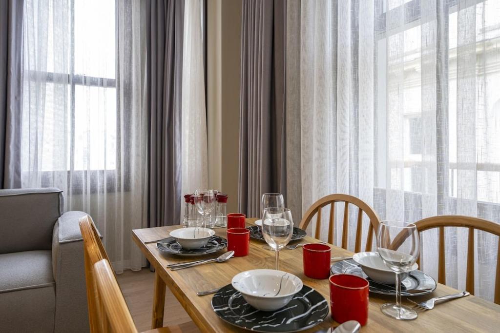 Historic 2 Bedroom Galata Apt-heart Of Kuledibi 1 * Istanbul