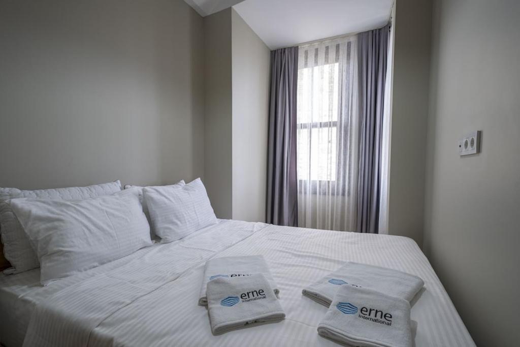 Historic 2 Bedroom Galata Apt-heart Of Kuledibi 1 *