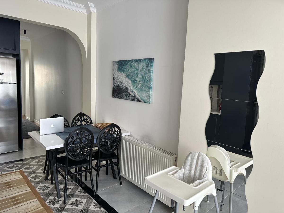 Center Of In Besiktas 2 1 With 2 Bathroom And 3 Air Conditioner