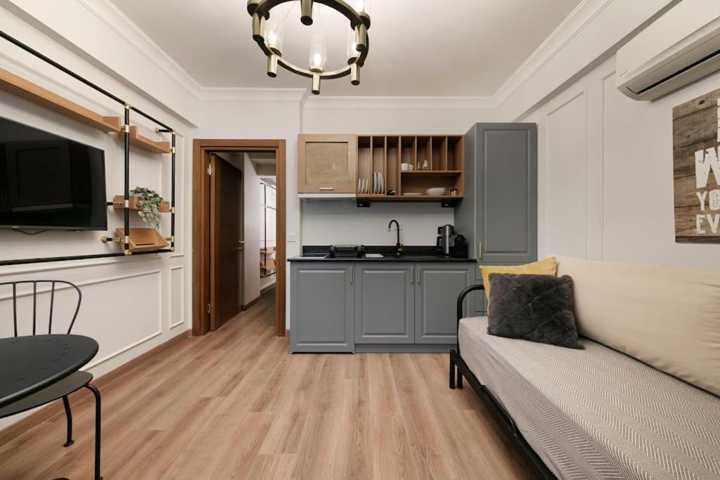 Daphne Pera ; Sakura Apart, Center Apartment Istanbul