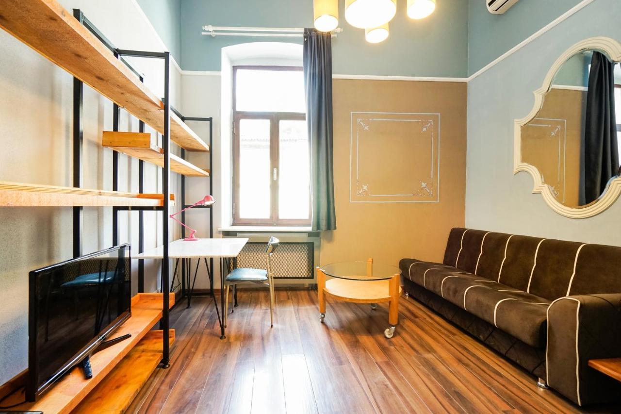 Babel Apartment