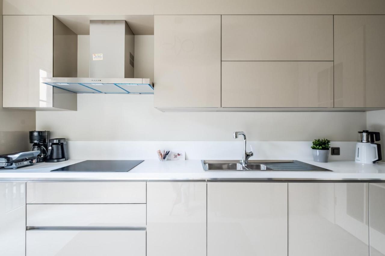 Daire Flat With Balcony In Umraniye