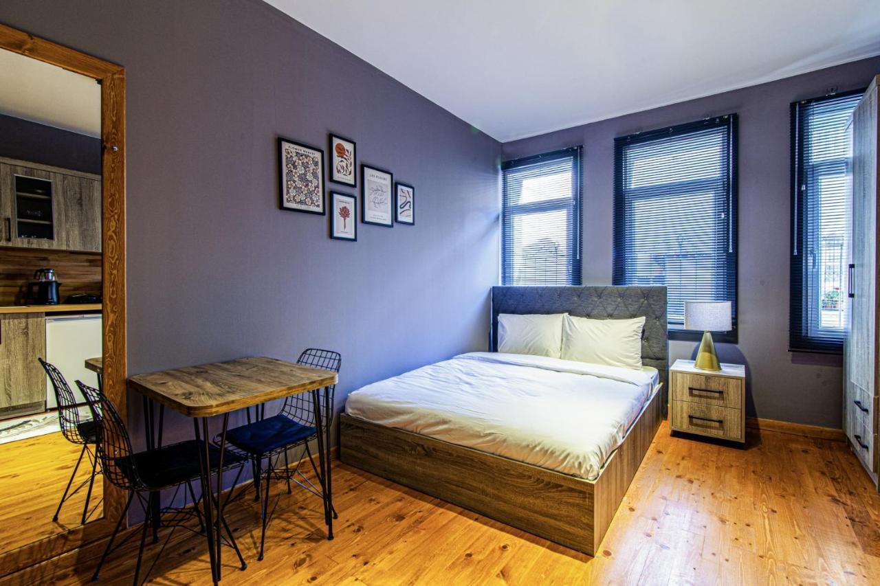Sleek Studio Flat Close To Kennedy Avenue In Fatih Apartment Istanbul