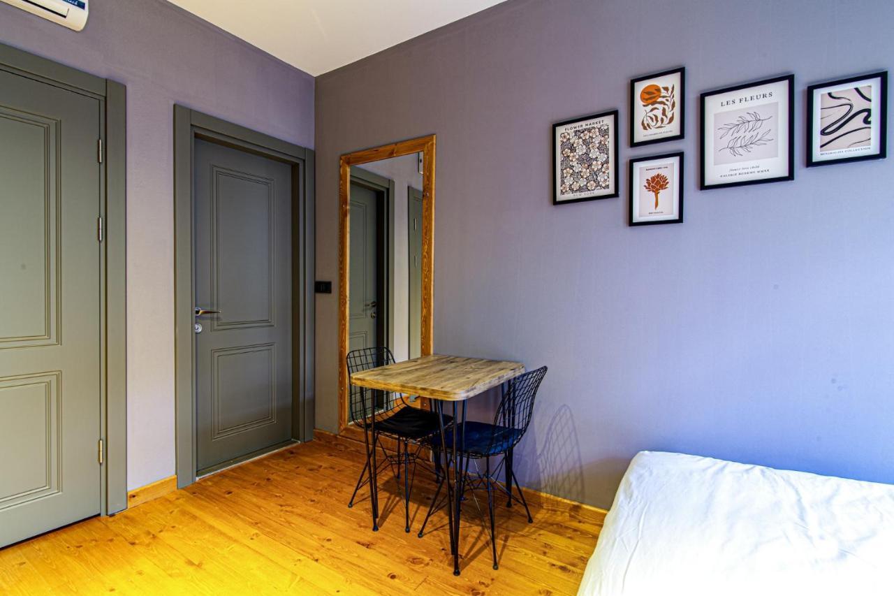 Sleek Studio Flat Close To Kennedy Avenue In Fatih *