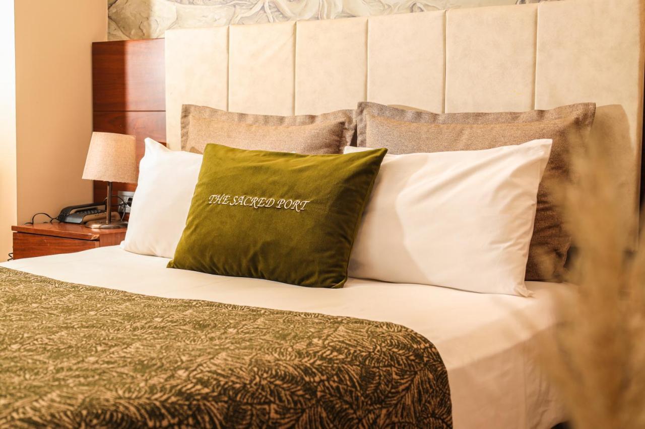 The Sacred Port Aparthotel