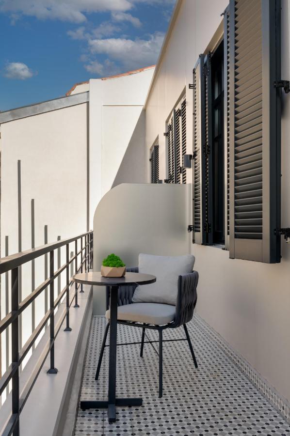 Hotel Gleam Collection