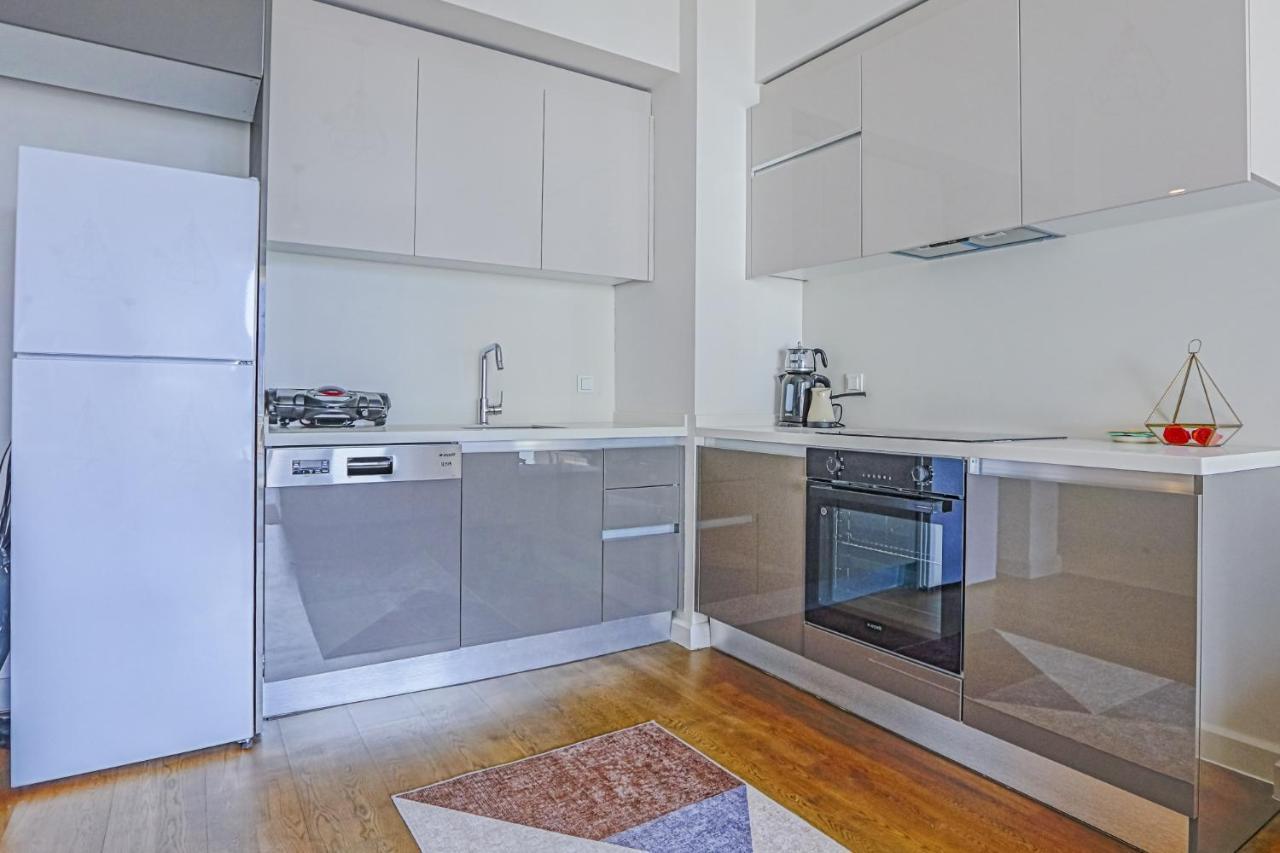 Modern Flat In Kagithane With Balcony *