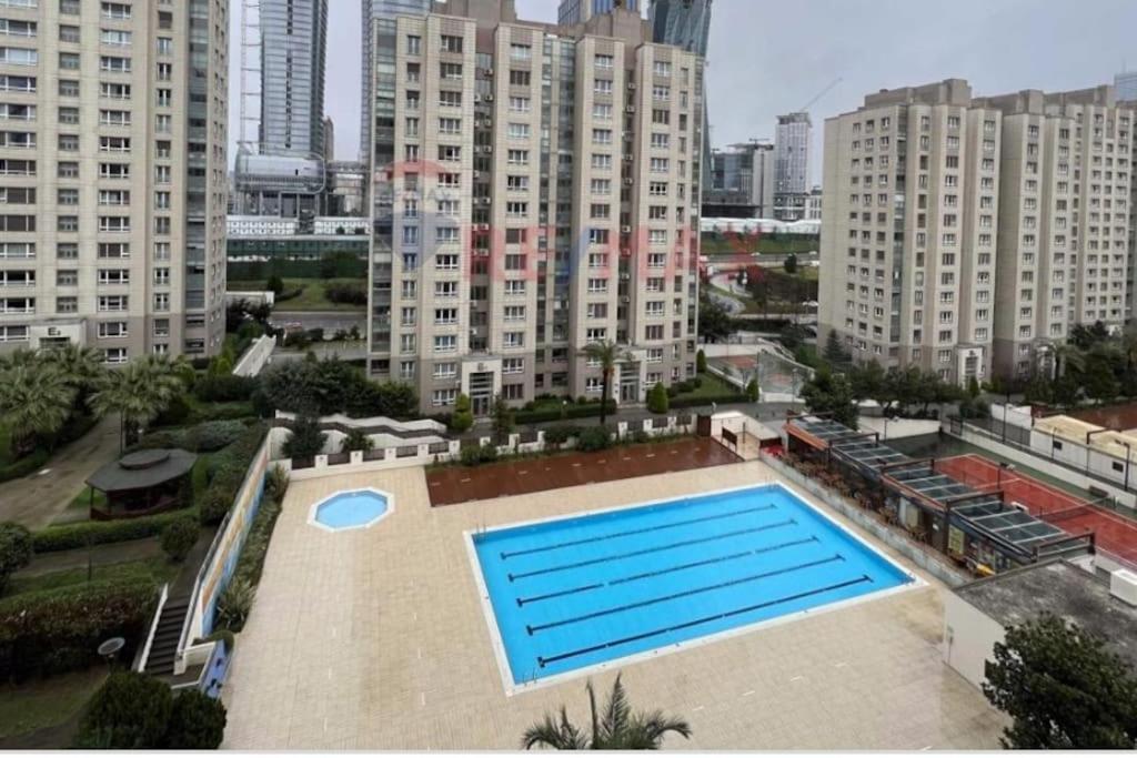 Luxe Next To Water Garden Open Mall, International Financial Center & Medical Center Istanbul