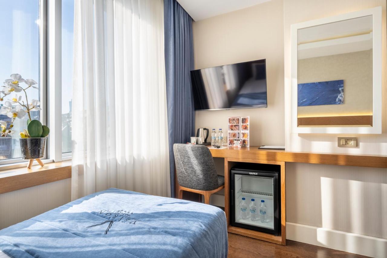Hotel Veyron & 4*