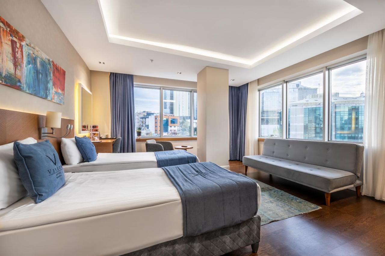 Veyron & Hotel Istanbul