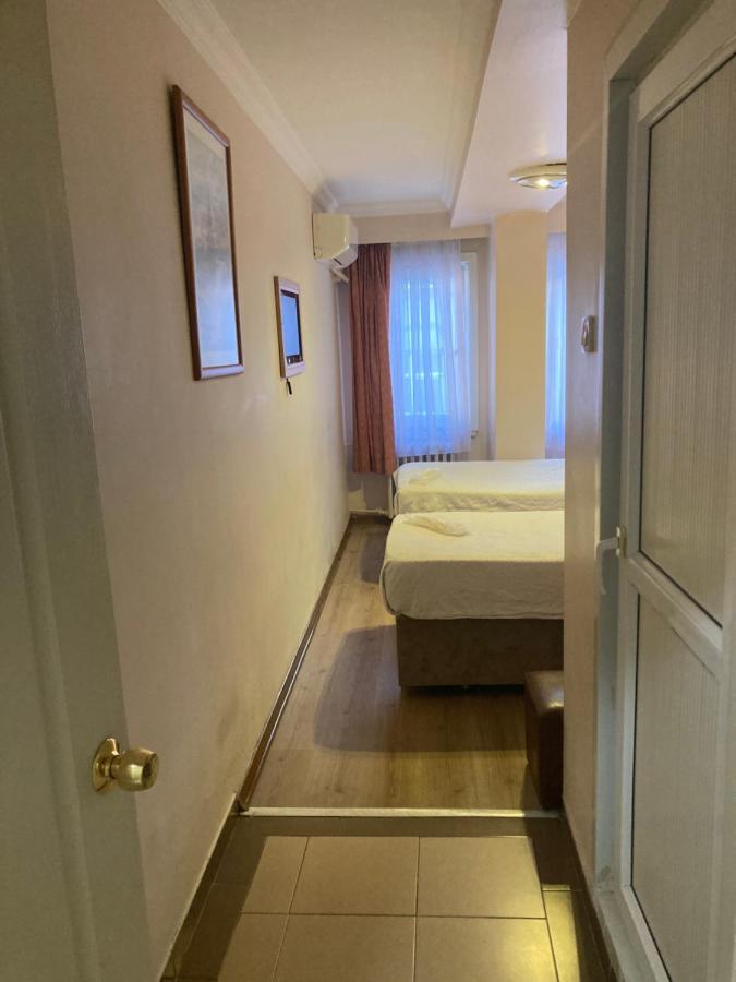 Hotel Ay