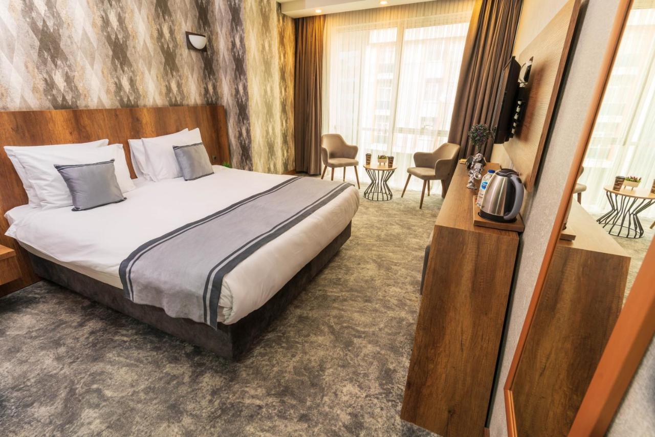 Airport Express Hotel