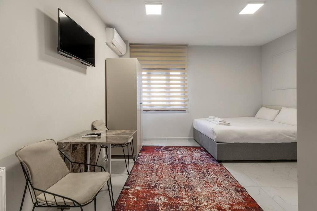 Apartment Cozy & Comfy Studio At Beyoglu - 62 *