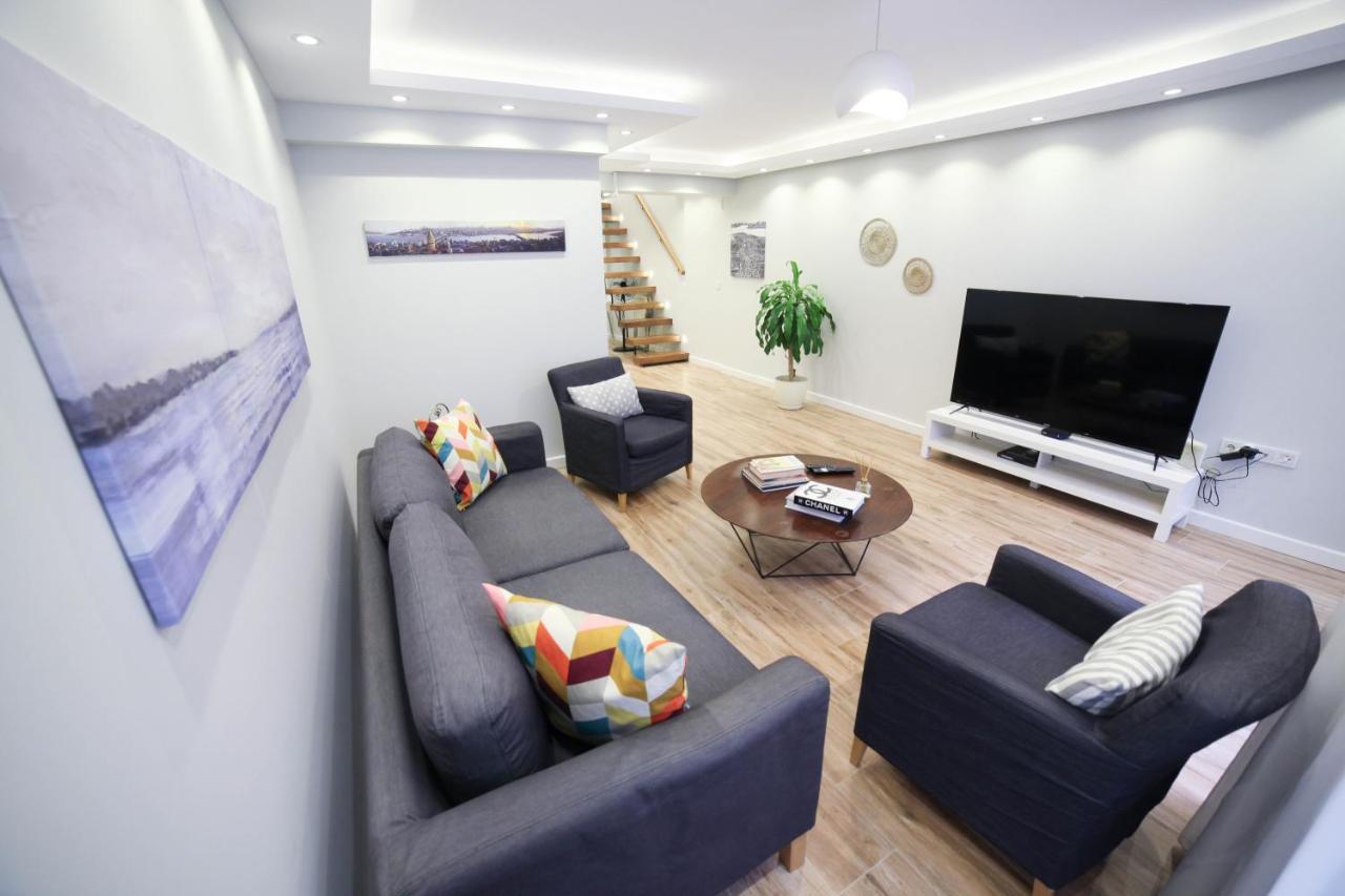 Modern Super Chic Duplex With A Terrace At The Heart Of City! Apartamento