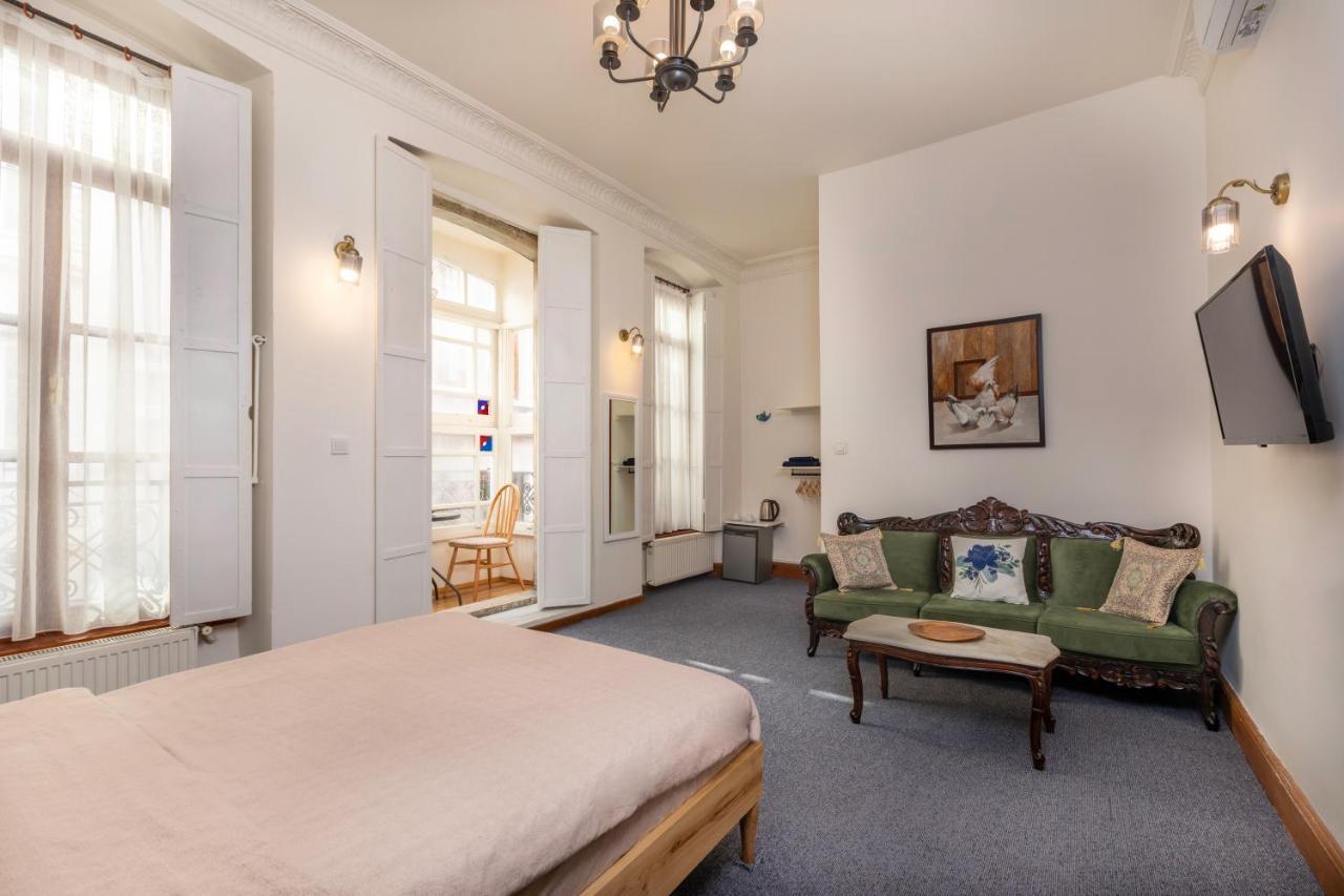 9 Pera Apartment *