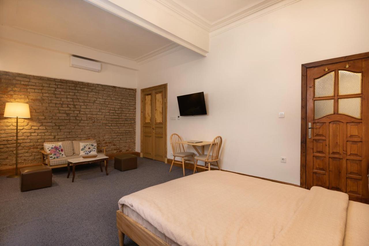 9 Pera Istanbul