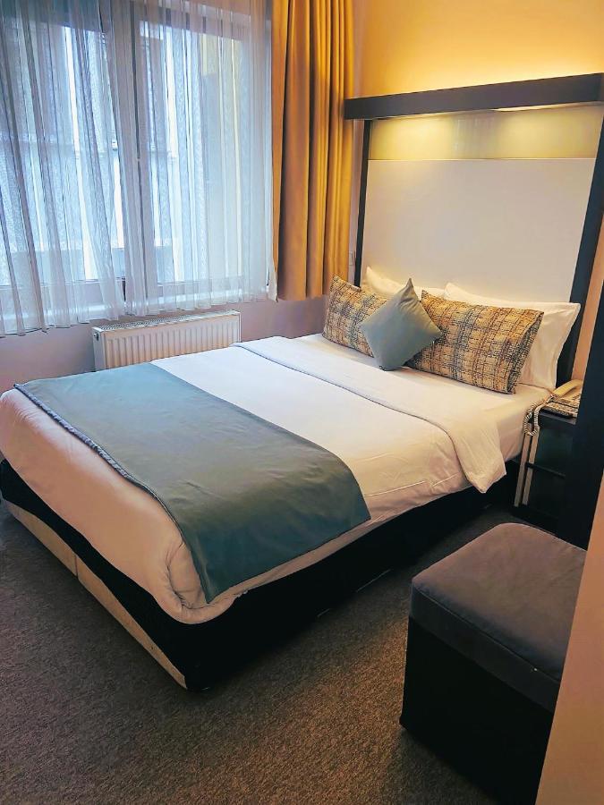 Hotels And Suites Platine *