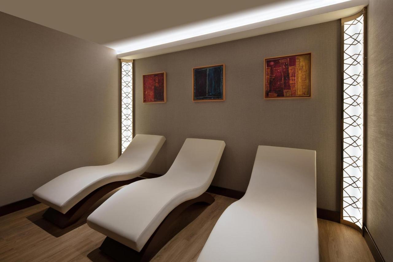 Sheraton Levent Hotel 5*