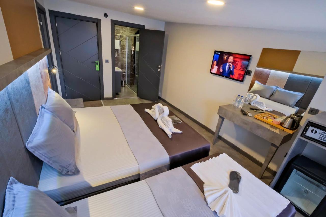 Hotel The Queen 2*