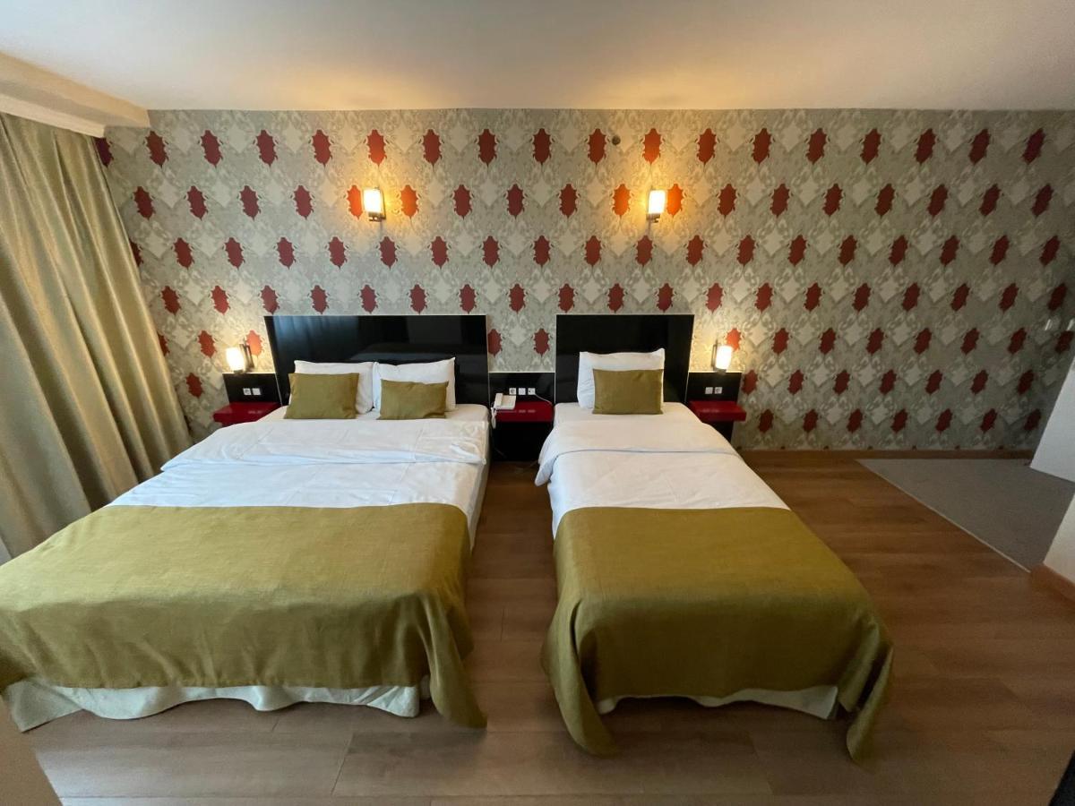 Era Palace Hotel