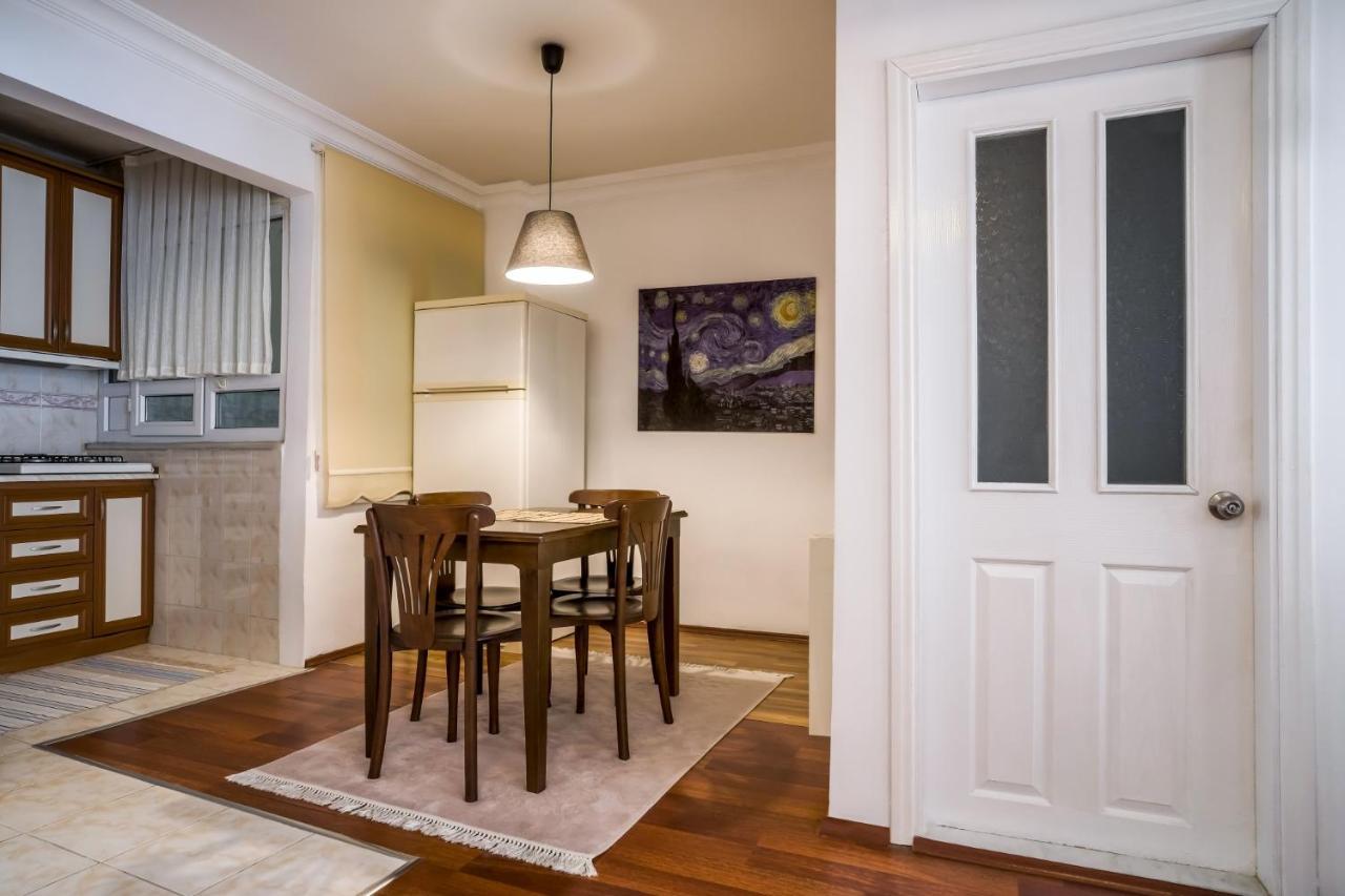 And Fully Furnished Flat In Bakirkoy Apartment