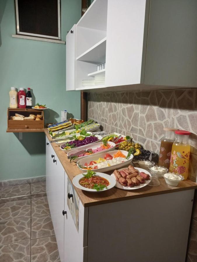 Emirhan Hotel, Sultanahmet Bed & Breakfast 2*